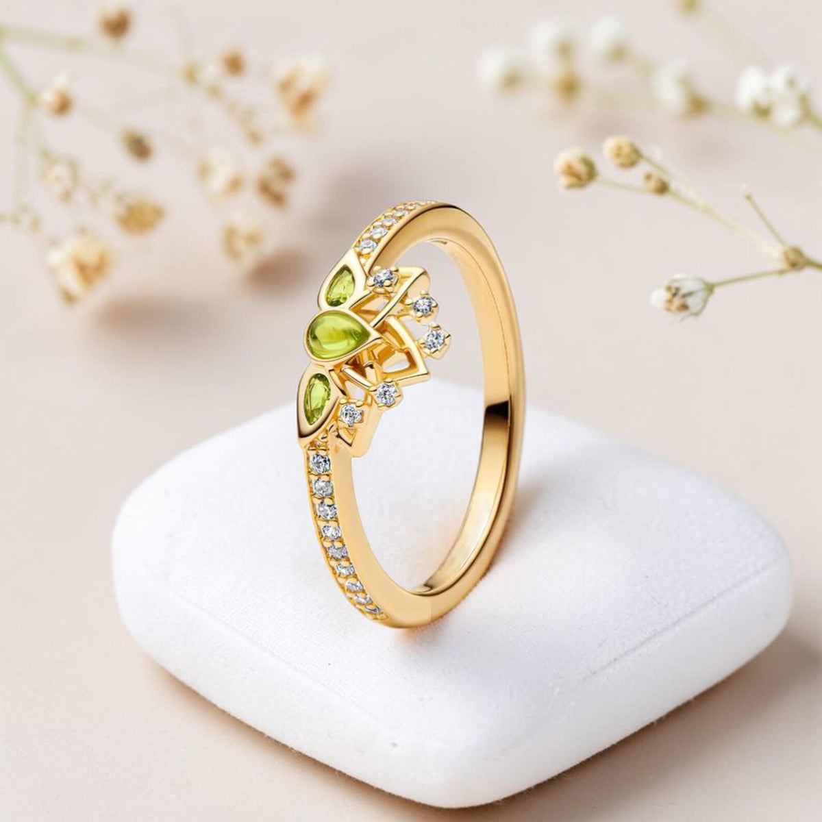 Tiana-inspired tiara ring with light green crystals, gold-plated or silver alloy (view 4)